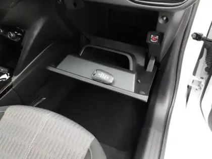 Photo 15 Opel Corsa  Electrique 136 ch & Batterie 50 kWh