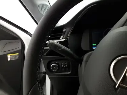 Photo 18 Opel Corsa  Electrique 136 ch & Batterie 50 kWh