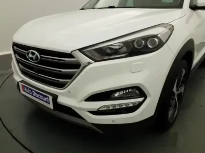 Photo 13 Hyundai Tucson  2.0 CRDi 136 4WD