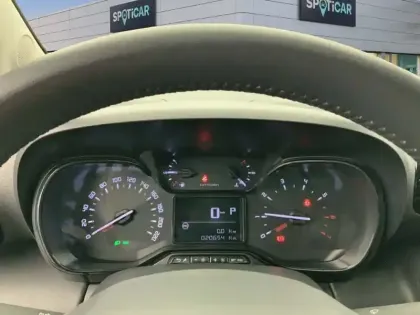 Photo 15 Citroën C3 Aircross  PureTech 130 S&S EAT6