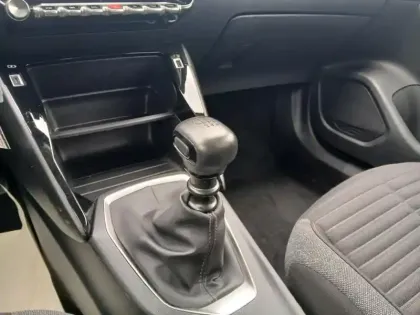 Photo 14 Peugeot 2008  BlueHDi 110 S&S BVM6