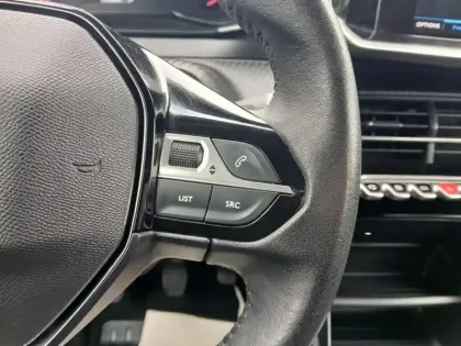 Photo 11 Peugeot 2008  BlueHDi 110 S&S BVM6