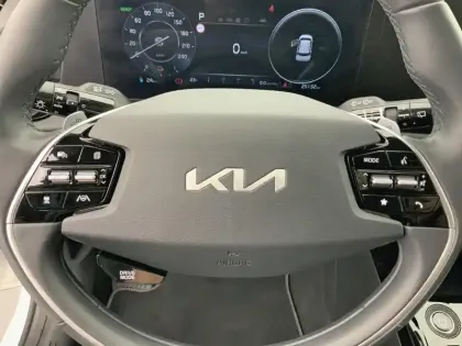 Photo 44 Kia Niro  EV Electrique 204 ch