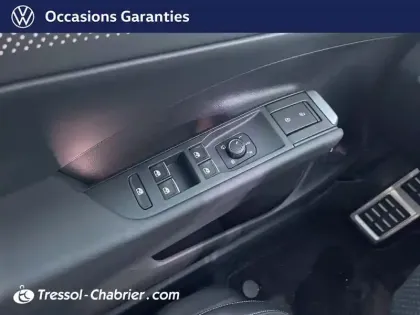 Photo 23 Volkswagen T-roc  1.5 eTSI EVO2 Hybrid 150 ch DSG7