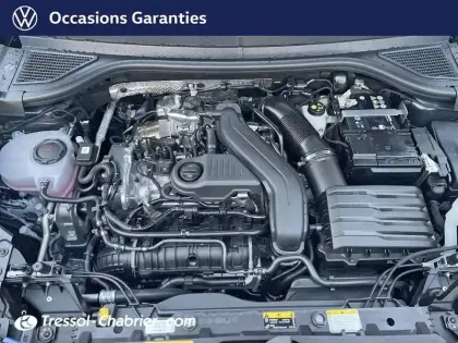 Photo 26 Volkswagen T-roc  1.5 eTSI EVO2 Hybrid 150 ch DSG7