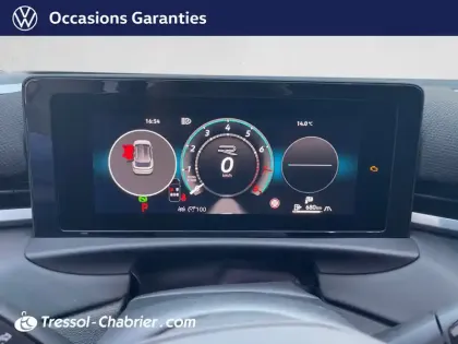 Photo 16 Volkswagen T-roc  1.5 eTSI EVO2 Hybrid 150 ch DSG7