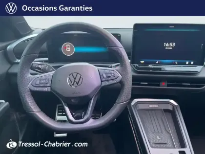 Photo 15 Volkswagen T-roc  1.5 eTSI EVO2 Hybrid 150 ch DSG7