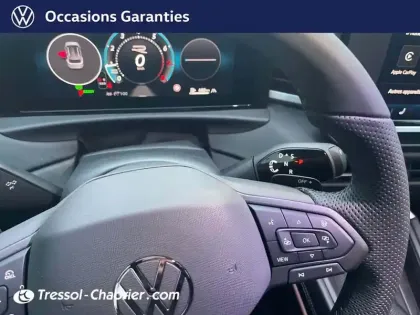 Photo 21 Volkswagen T-roc  1.5 eTSI EVO2 Hybrid 150 ch DSG7