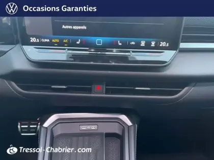 Photo 19 Volkswagen T-roc  1.5 eTSI EVO2 Hybrid 150 ch DSG7