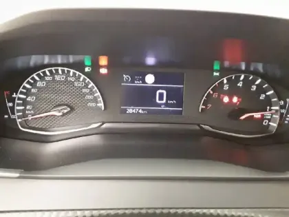 Photo 9 Peugeot 208  PureTech 100 S&S BVM6