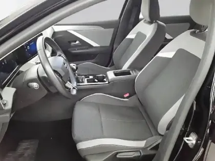 Photo 10 Opel Astra  1.2 Turbo 110 ch BVM6