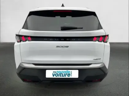 Photo 35 Peugeot 5008  Hybrid 136 e-DCS6