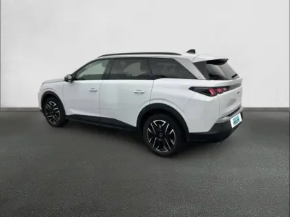 Photo 37 Peugeot 5008  Hybrid 136 e-DCS6