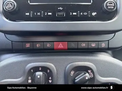 Photo 22 Fiat Panda  1.0 70 ch Hybrid BSG S/S