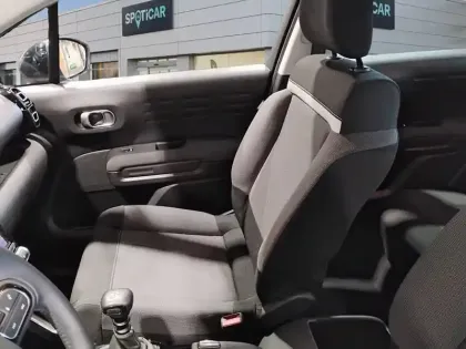 Photo 13 Citroën C3 Aircross  PureTech 110 S&S BVM6