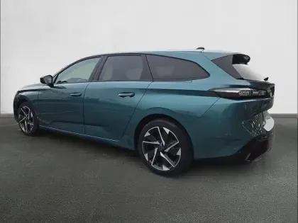 Photo 6 Peugeot 308  SW PureTech 130ch S&S BVM6