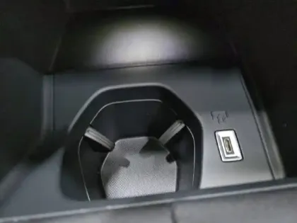 Photo 76 Peugeot 308  SW PureTech 130ch S&S BVM6