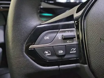 Photo 78 Peugeot 308  SW PureTech 130ch S&S BVM6