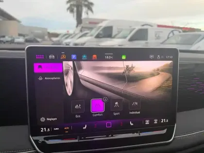 Photo 21 Volkswagen Tiguan  2.0 TDI 150ch DSG7