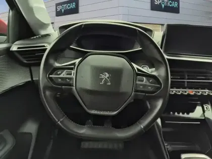 Photo 10 Peugeot 208  PureTech 100 S&S BVM6