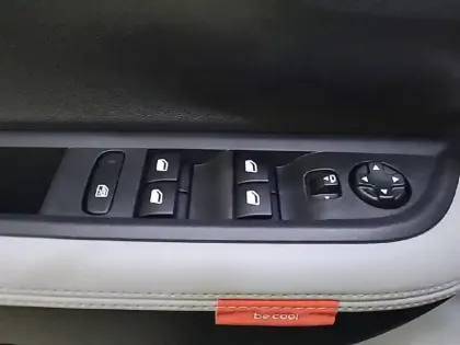 Photo 44 Citroën C3  Turbo 100 ch BVM6