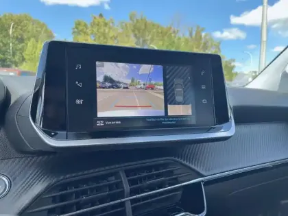 Photo 18 Peugeot 2008  Electrique 136 ch