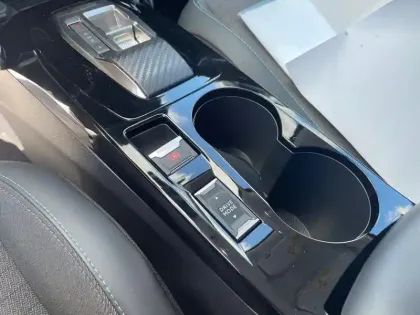 Photo 11 Peugeot 2008  Electrique 136 ch