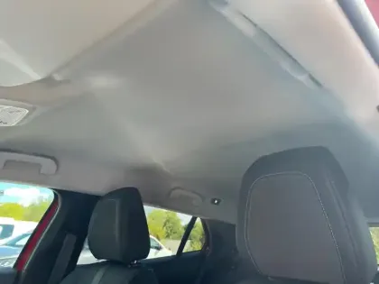 Photo 17 Peugeot 2008  Electrique 136 ch