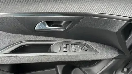 Photo 9 Peugeot 3008  BlueHDi 130ch S&S BVM6