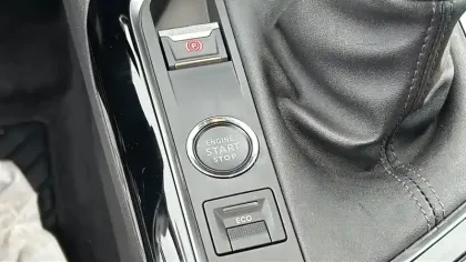 Photo 25 Peugeot 3008  BlueHDi 130ch S&S BVM6