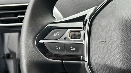 Photo 28 Peugeot 3008  BlueHDi 130ch S&S BVM6