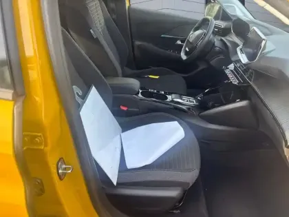 Photo 11 Peugeot 208 Gén. II Ph1 NG Style 5