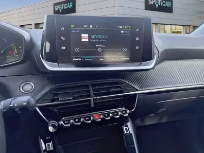 Photo 17 Peugeot 208 Gén. II Ph1 NG Style 5