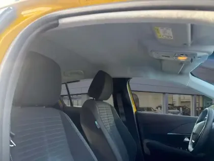 Photo 24 Peugeot 208 Gén. II Ph1 NG Style 5