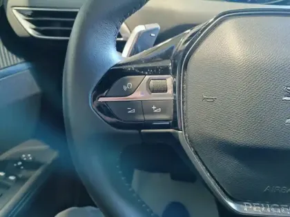 Photo 14 Peugeot 3008  Hybrid 136 e-DCS6