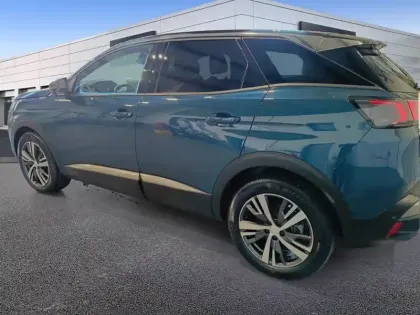 Photo 29 Peugeot 3008  Hybrid 136 e-DCS6