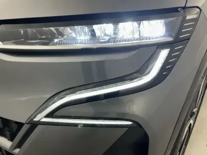 Photo 23 Renault Megane  E-Tech EV60 220 ch optimum charge