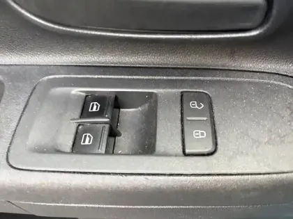 Photo 45 Volkswagen Up e-! 83 Electrique