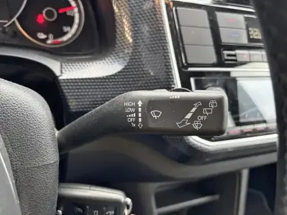 Photo 43 Volkswagen Up e-! 83 Electrique