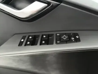 Photo 15 Kia Niro  EV Electrique 204 ch