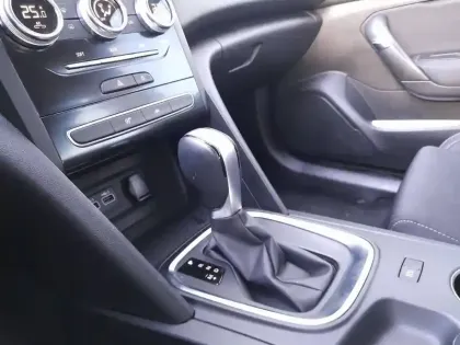 Photo 12 Renault Megane Mégane IV Berline Blue dCi 115 EDC - 21N