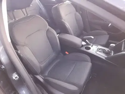 Photo 13 Renault Megane Mégane IV Berline Blue dCi 115 EDC - 21N