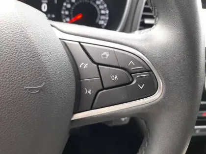 Photo 22 Renault Megane Mégane IV Berline Blue dCi 115 EDC - 21N