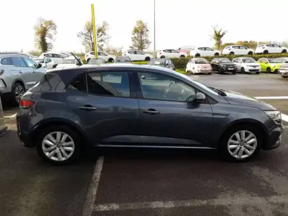 Photo 5 Renault Megane Mégane IV Berline Blue dCi 115 EDC - 21N