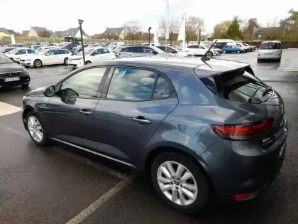 Photo 2 Renault Megane Mégane IV Berline Blue dCi 115 EDC - 21N