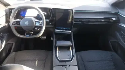 Photo 8 Renault Espace  E-Tech full hybrid 200 GSR2