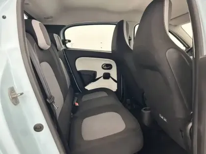 Photo 24 Renault Twingo  III SCe 65