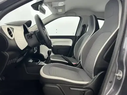 Photo 17 Renault Twingo  III SCe 65