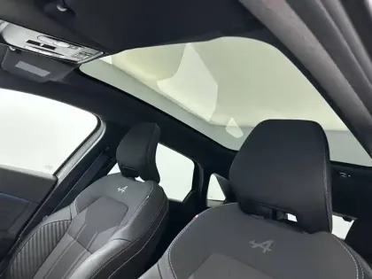 Photo 21 Renault Symbioz  E-Tech full hybrid 145