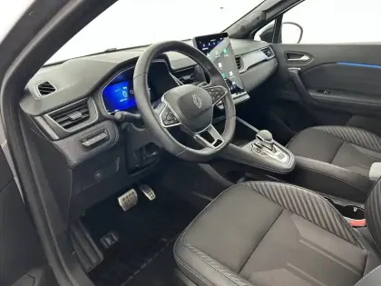 Photo 10 Renault Symbioz  E-Tech full hybrid 145